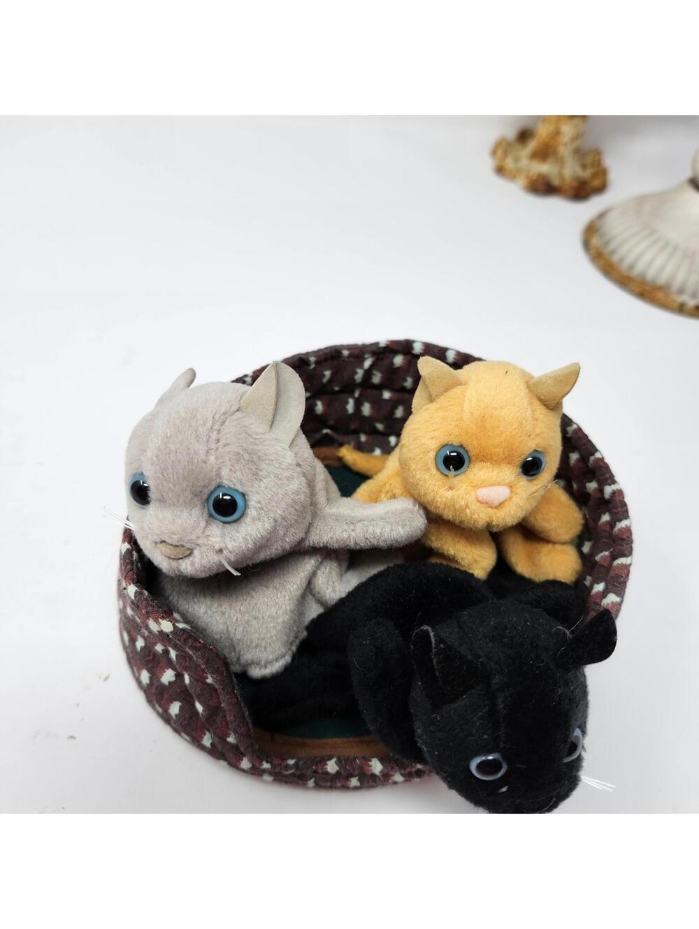 Folkmanis Kittens in Basket Plush Cats Stuffed Animals Puppets Toy Set